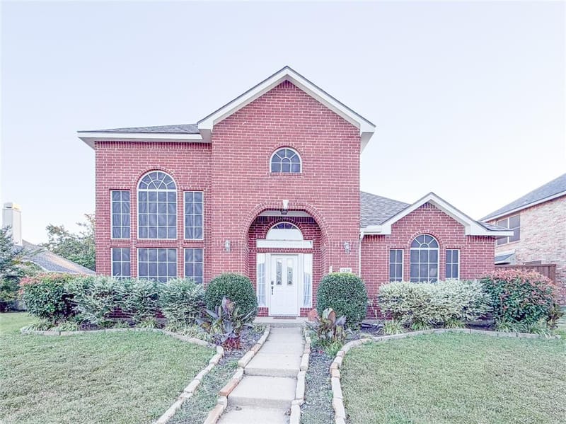 1236 Whitehorse Drive, Lewisville TX 75077 - Photo 2