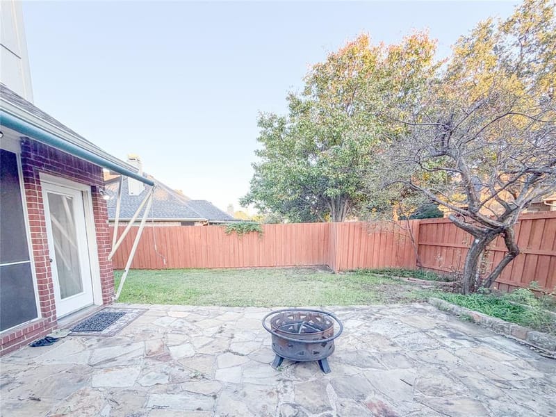 1236 Whitehorse Drive, Lewisville TX 75077 - Photo 6
