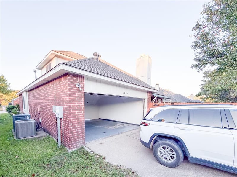 1236 Whitehorse Drive, Lewisville TX 75077 - Photo 19