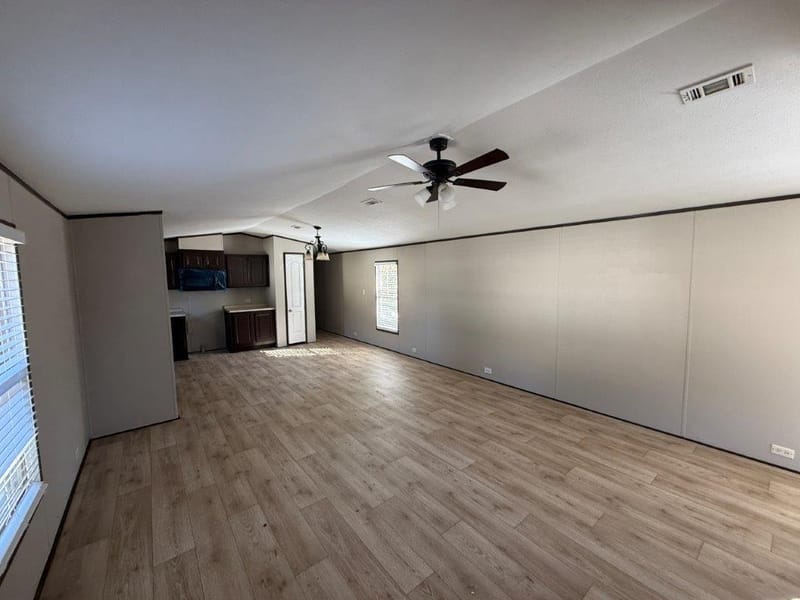 5421 Lake View Drive, Granbury TX 76048 - Photo 12