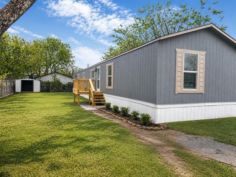 5421 Lake View Drive, Granbury TX 76048