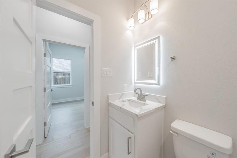 6421 ST  GEORGE Court, North Richland Hills TX 76180 - Photo 16