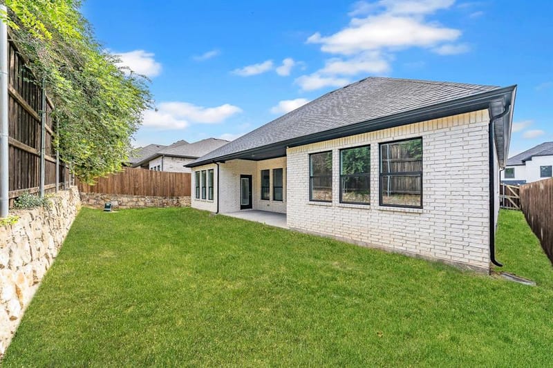 6421 ST  GEORGE Court, North Richland Hills TX 76180 - Photo 34