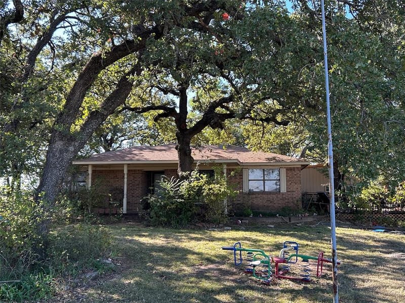 2012 Cuba Road, Bridgeport TX 76426 - Photo 7