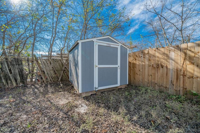 3419 Washington Street, Greenville TX 75401 - Photo 27
