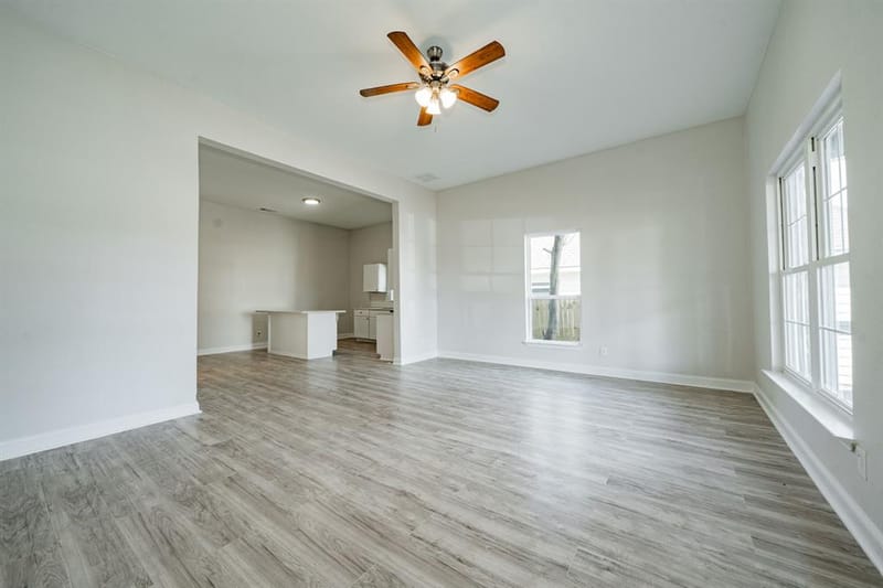 3419 Washington Street, Greenville TX 75401 - Photo 6