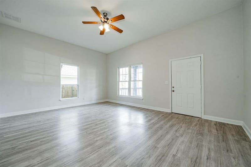 3419 Washington Street, Greenville TX 75401 - Photo 7
