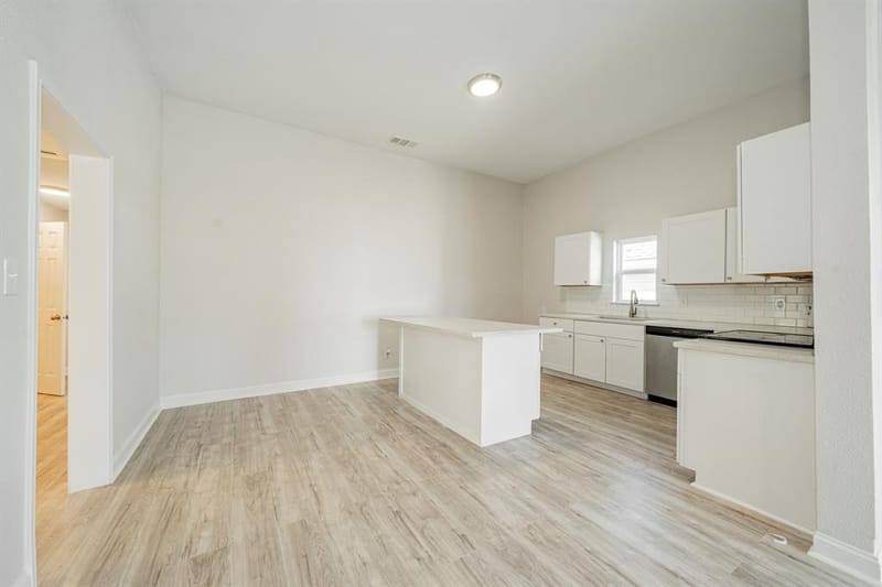 3419 Washington Street, Greenville TX 75401 - Photo 9
