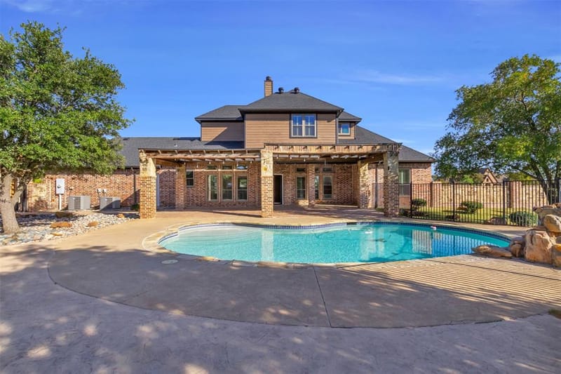 2200 Twin Creeks Court, Pilot Point TX 76258 - Photo 32