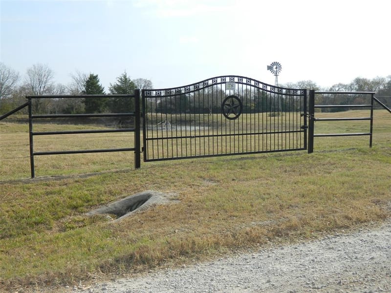 956 County Road 4231, Bonham TX 75418 - Photo 3