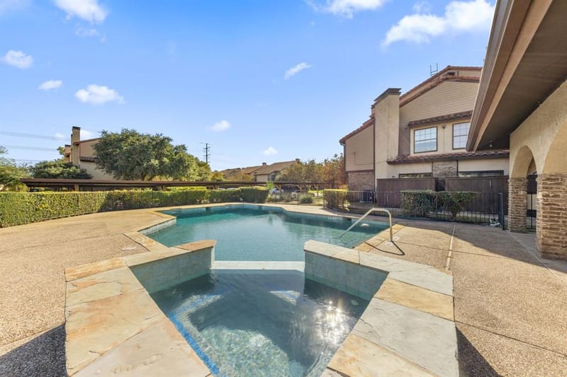 5757 E University Boulevard # 26D, Dallas TX 75206 - Photo 23
