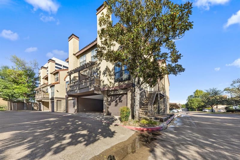 5757 E University Boulevard # 26D, Dallas TX 75206