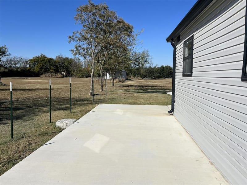 724 Franklin, Bellevue TX 76228 - Photo 5
