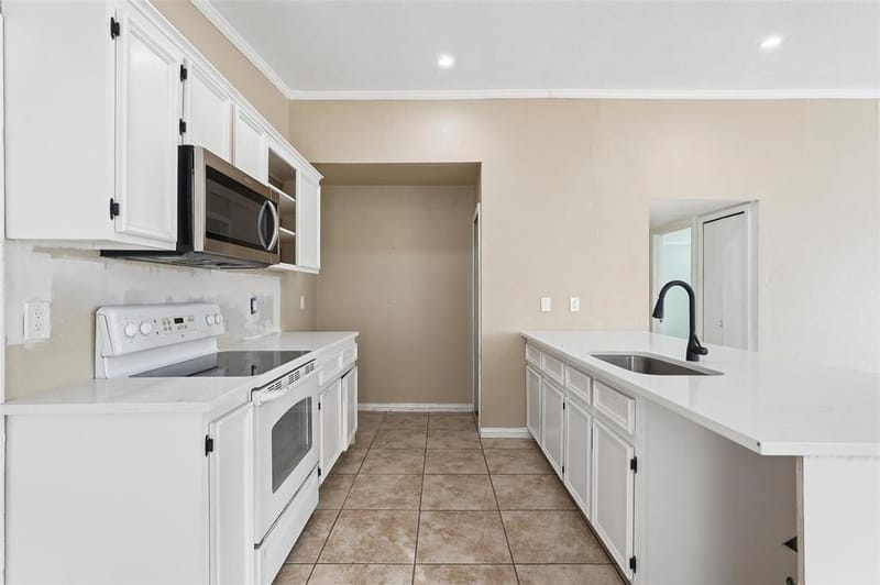 9420 Kerrville Street, Dallas TX 75227 - Photo 13