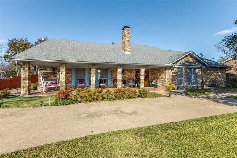 10615 Old Seagoville Road, Dallas TX 75217 - Photo 2