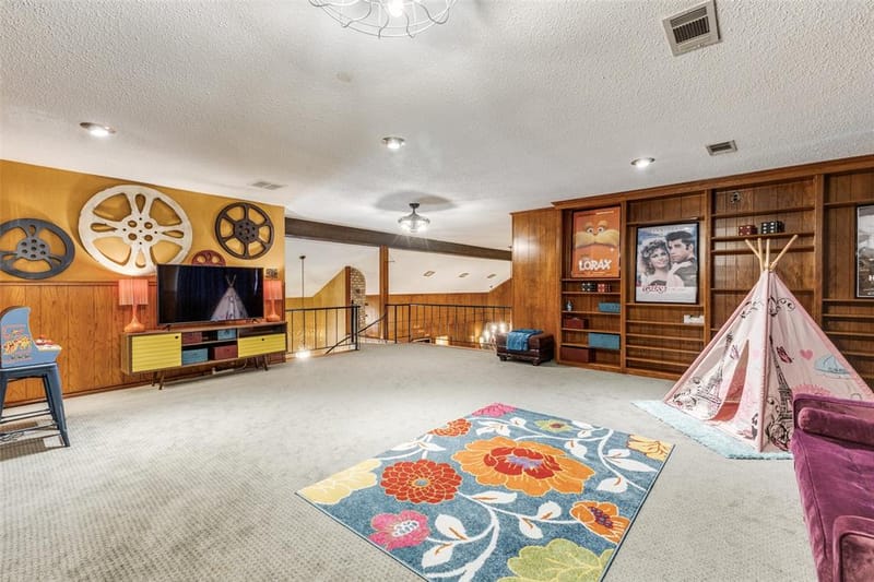 10615 Old Seagoville Road, Dallas TX 75217 - Photo 19