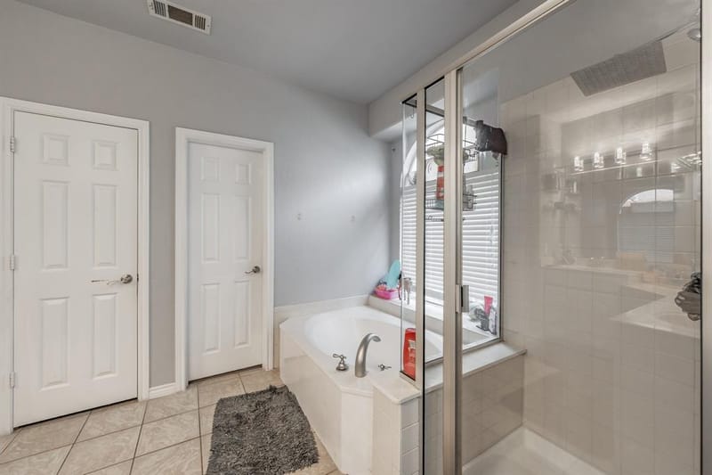 5243 W Cove Way, Grand Prairie TX 75052 - Photo 27