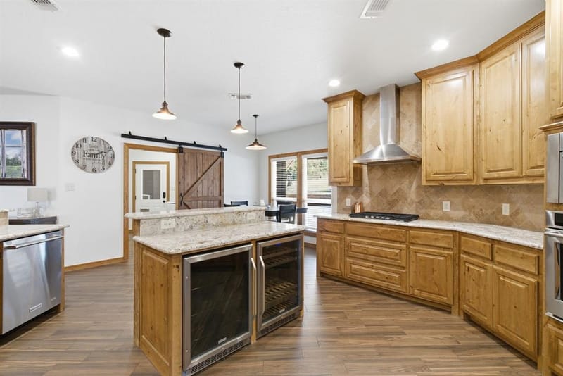 160 Falcon Drive, Weatherford TX 76088 - Photo 10