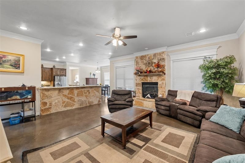 2370 Garrett Lane, China Spring TX 76633 - Photo 12