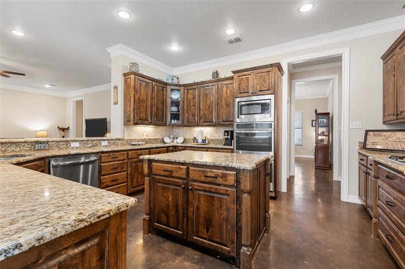 2370 Garrett Lane, China Spring TX 76633 - Photo 15