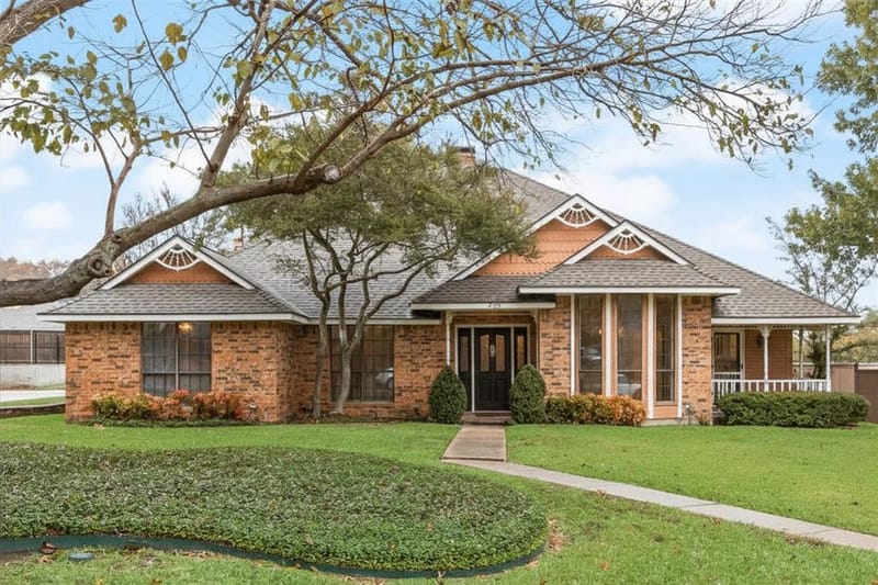 420 E Coachlight Trail, Rockwall TX 75087
