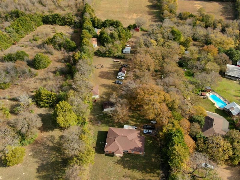 846 Truman Circle, Lancaster TX 75146 - Photo 2