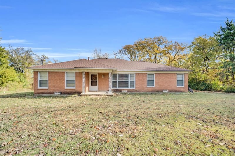 846 Truman Circle, Lancaster TX 75146 - Photo 3