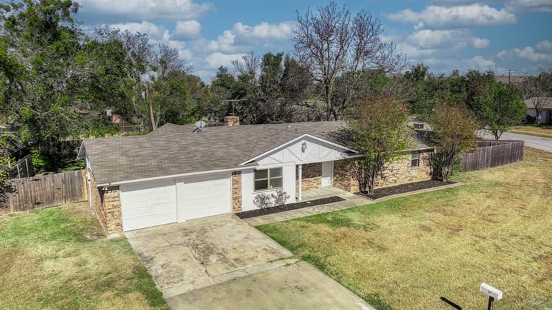 121 Meadow Lane, Aledo TX 76008 - Photo 3