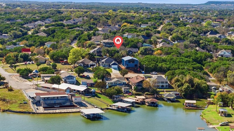 2707 Austin Drive, Granbury TX 76048 - Photo 36