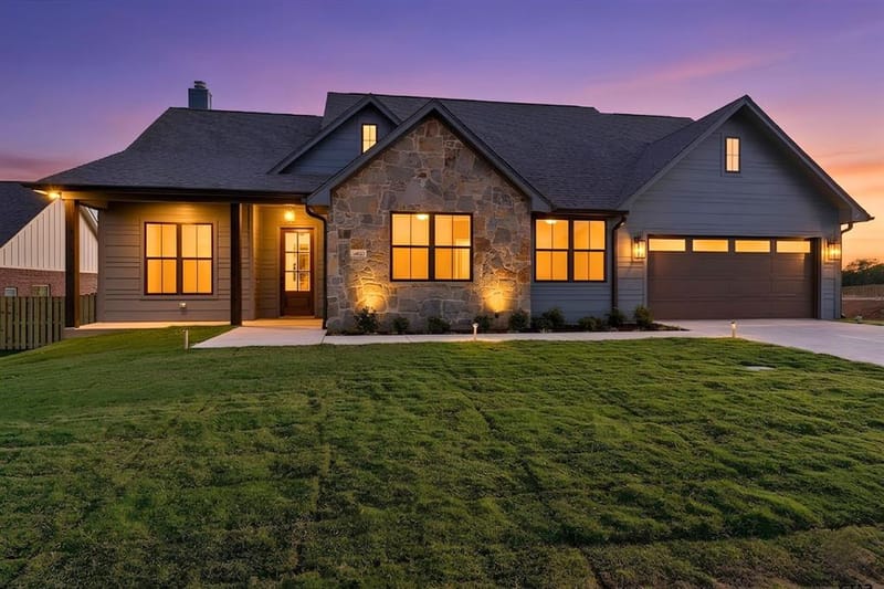 16421 Clearview Drive, Lindale TX 75771