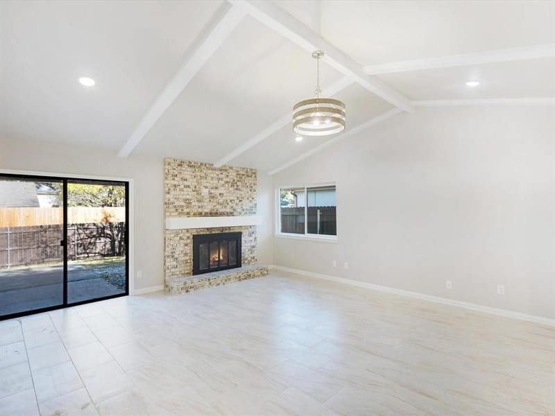 3029 Burning Tree Lane, Garland TX 75042 - Photo 9