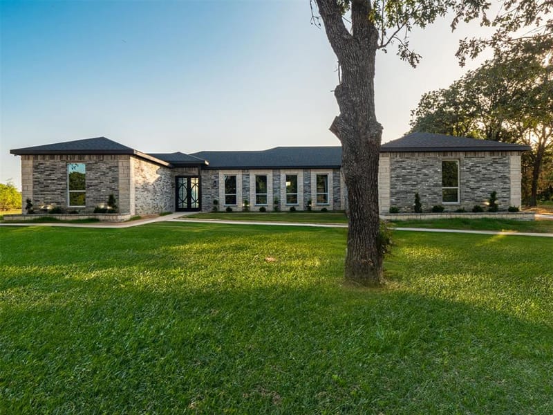 133 Crestview Drive, Corsicana TX 75109