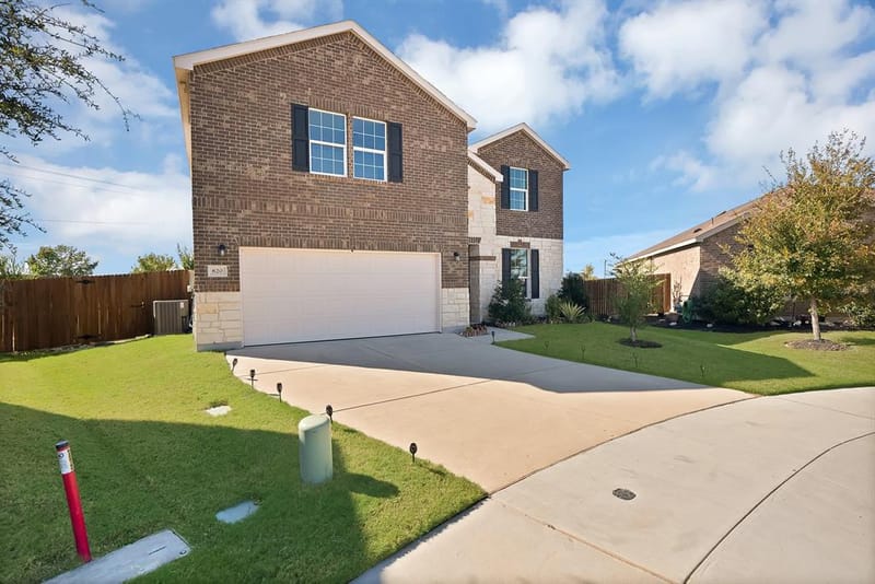820 Lemongrass Court, Fort Worth TX 76131 - Photo 3