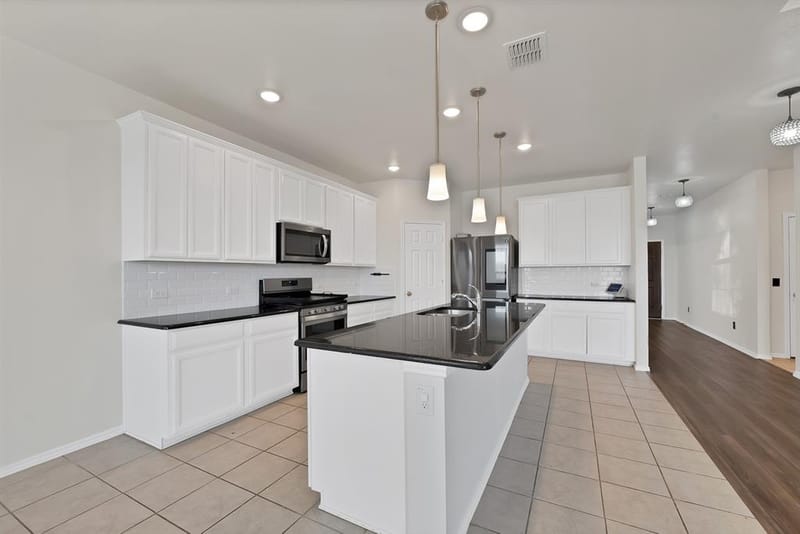 820 Lemongrass Court, Fort Worth TX 76131 - Photo 9