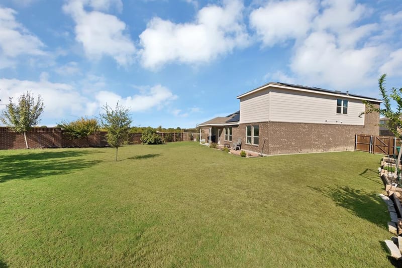 820 Lemongrass Court, Fort Worth TX 76131 - Photo 35