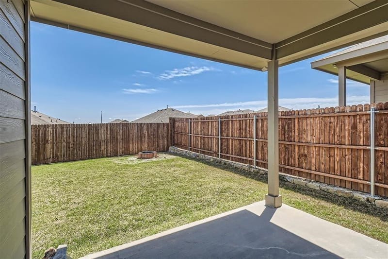 8616 Caldera Lane, Fort Worth TX 76131 - Photo 17