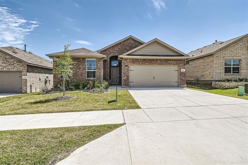 8616 Caldera Lane, Fort Worth TX 76131