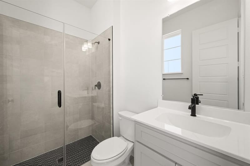 4728 Hawthorn Hills Lane, Arlington TX 76005 - Photo 13
