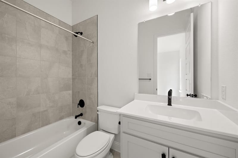 4728 Hawthorn Hills Lane, Arlington TX 76005 - Photo 15
