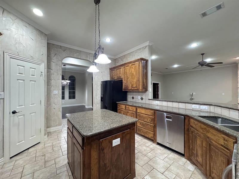 4008 Huron Court, Granbury TX 76048 - Photo 10