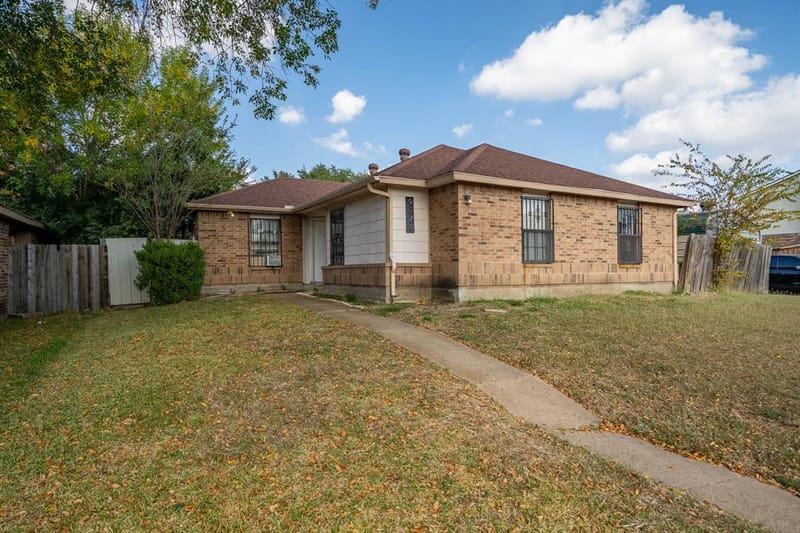 9319 Rutherglen Drive, Dallas TX 75227
