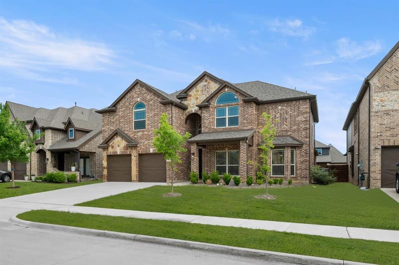 2307 Rockhopper Trail, Mansfield TX 76063 - Photo 2