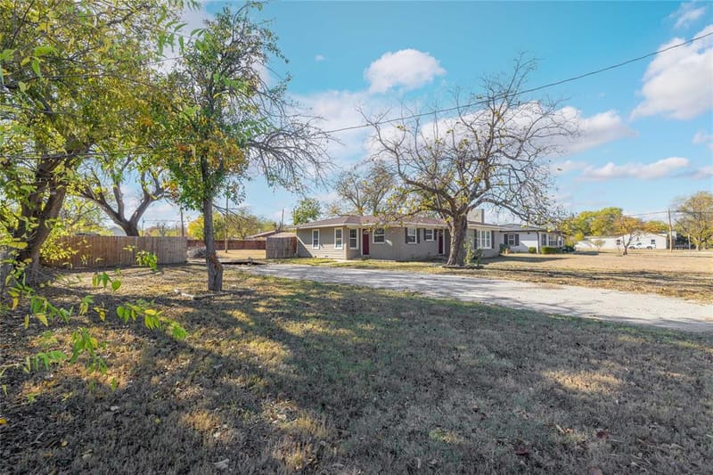 1803 4th St, Brownwood TX 76801 - Photo 27
