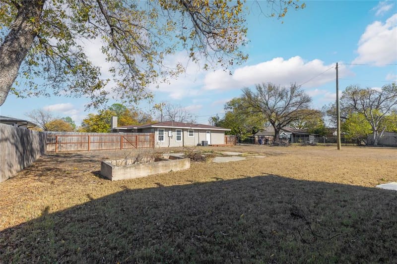 1803 4th St, Brownwood TX 76801 - Photo 22