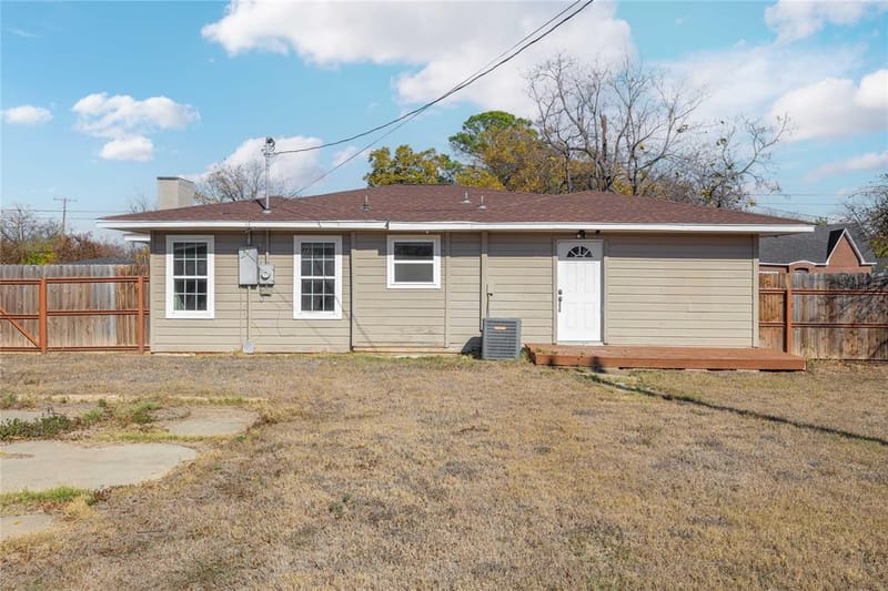 1803 4th St, Brownwood TX 76801 - Photo 24