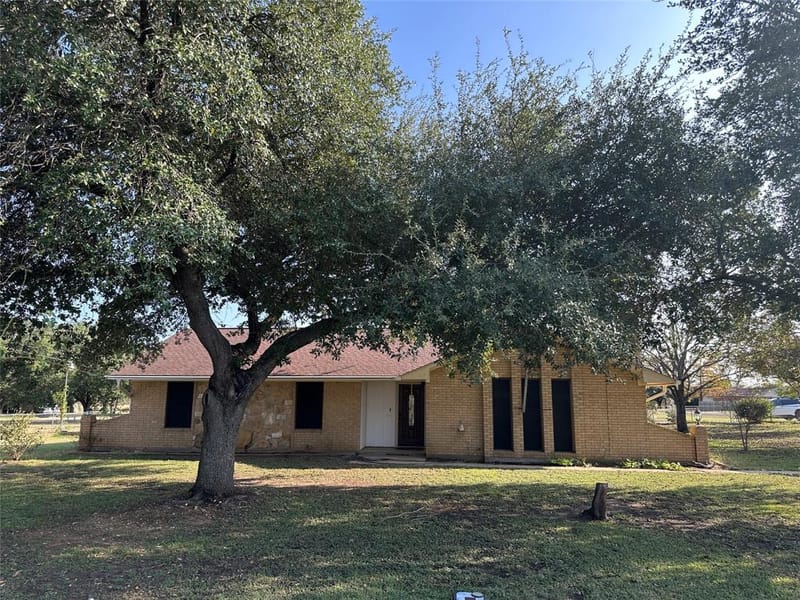 137 Oakview Circle, Waco TX 76705