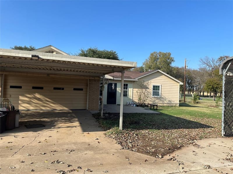 137 Oakview Circle, Waco TX 76705 - Photo 11