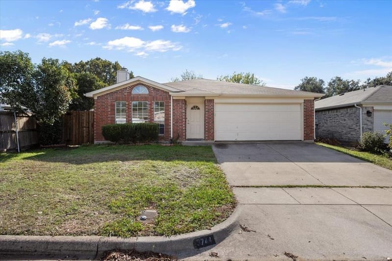 3744 Chaddybrook Lane, Fort Worth TX 76137 - Photo 2