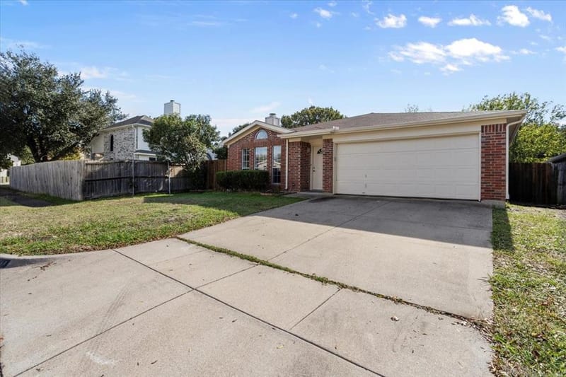 3744 Chaddybrook Lane, Fort Worth TX 76137 - Photo 6