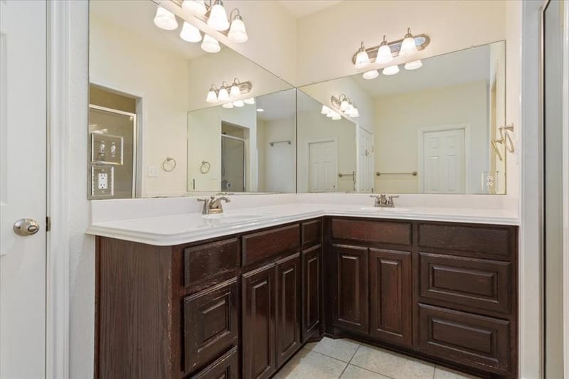 900 Queen Elizabeth Drive, Waco TX 76657 - Photo 13
